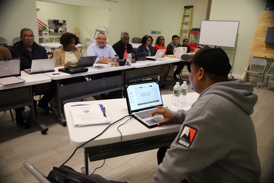 Computer Skills Training to Empower the Community