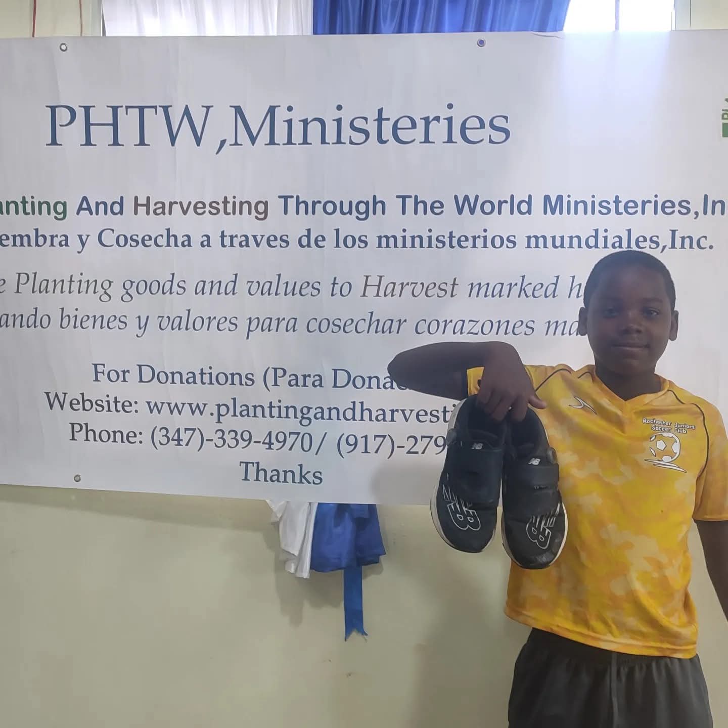 Shoe Donation Bringing Hope to Families in the Dominican Republic