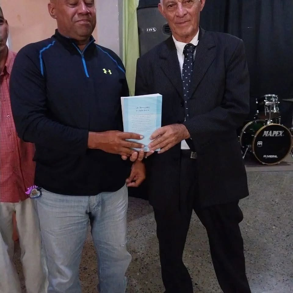 Distribution of 400 Bibles to Churches in Venezuela