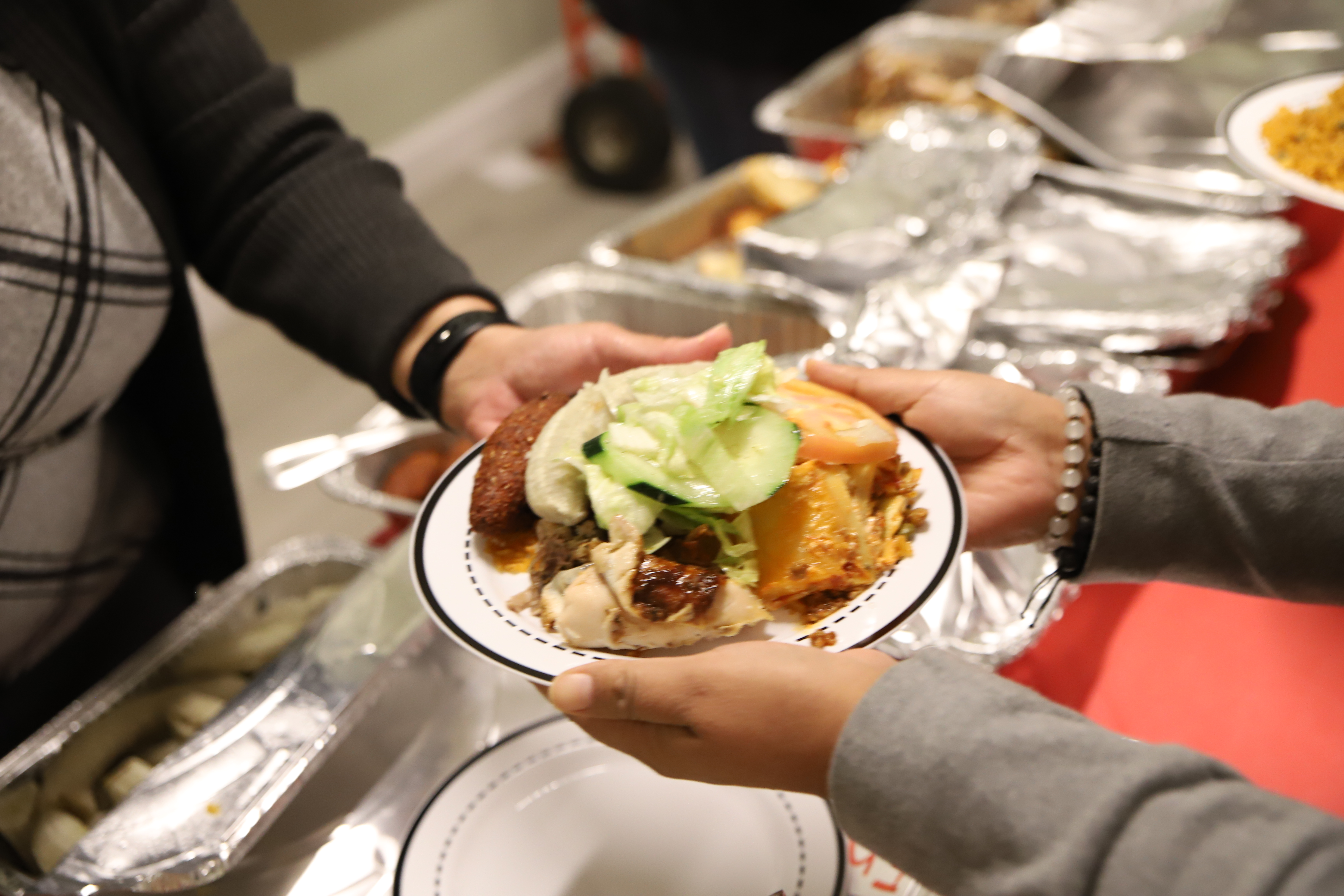 Distribución Gratuita de Alimentos en Brookly