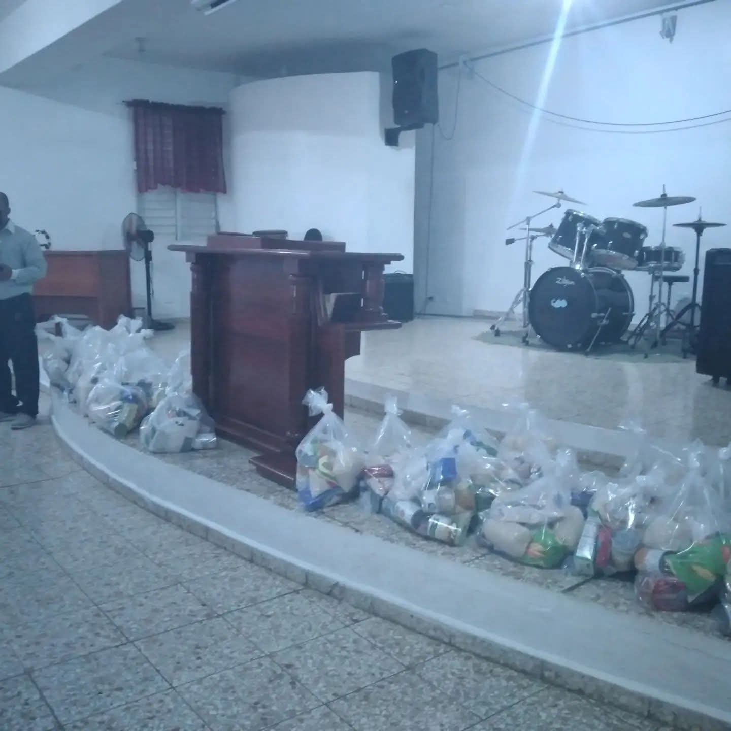 Food Donation to Manantial de Vida Church – Santo Domingo
