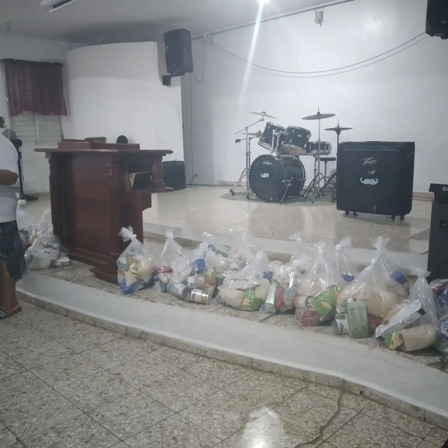 Food Donation to Manantial de Vida Church – Santo Domingo