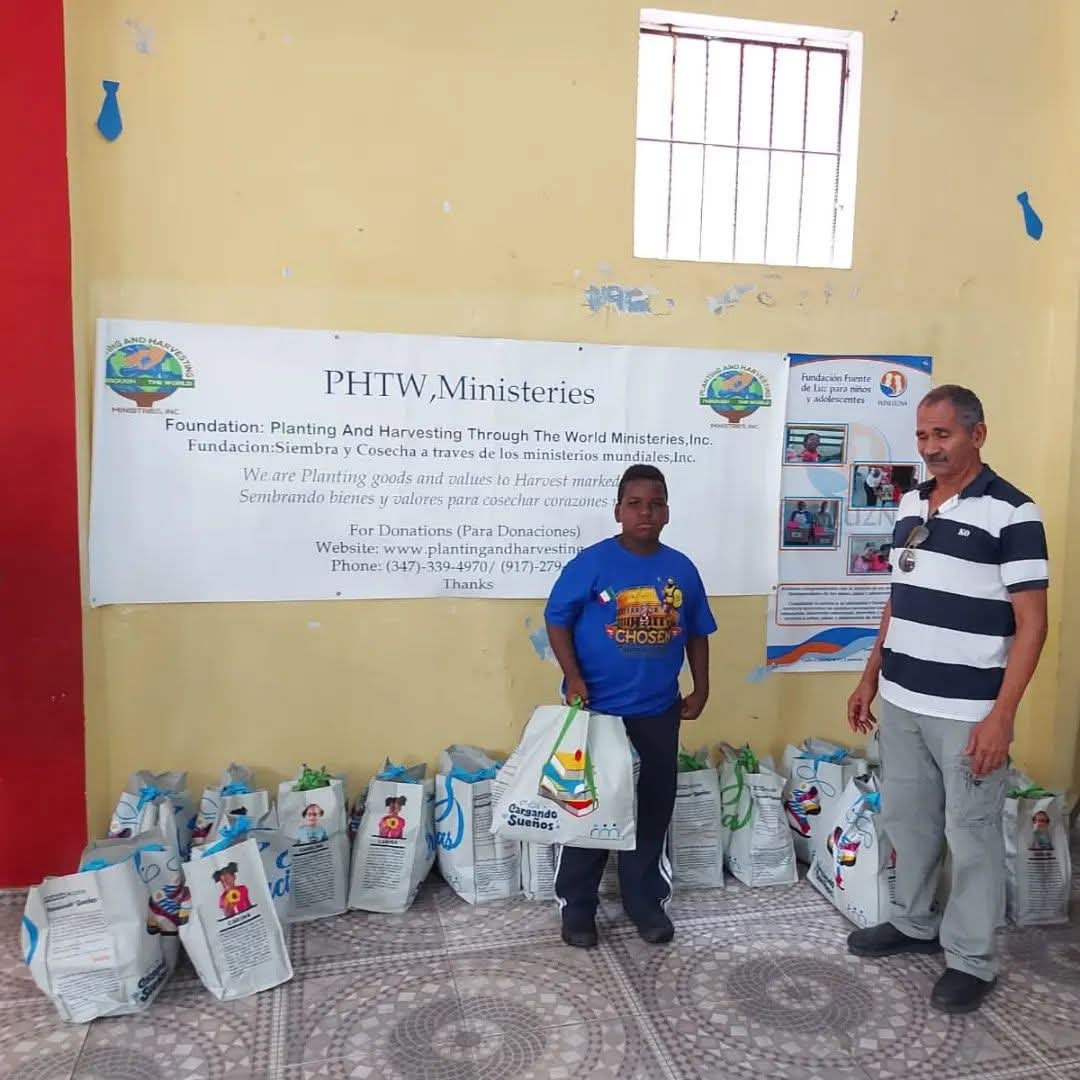 Food Donation in Partnership with the FUNLUZNA Foundation