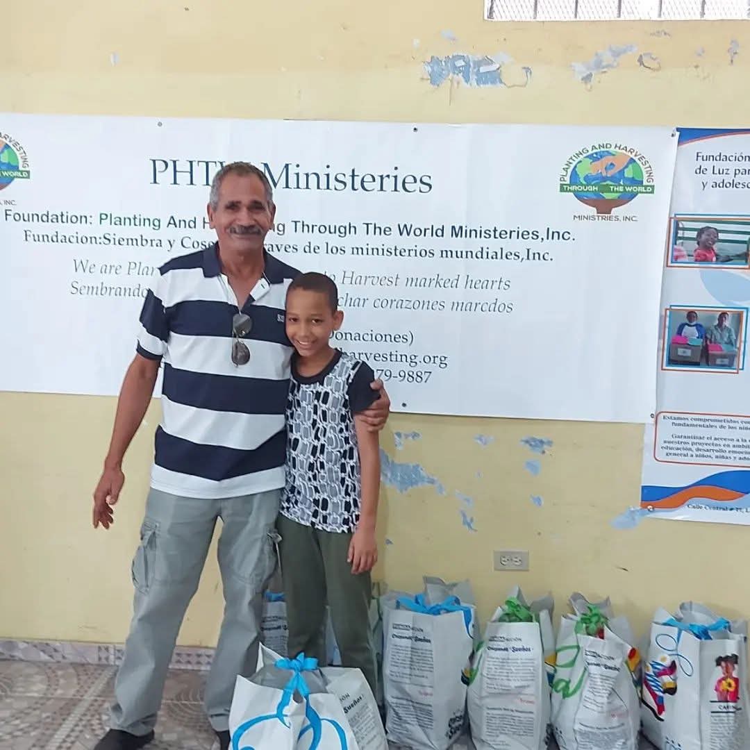 Food Donation in Partnership with the FUNLUZNA Foundation