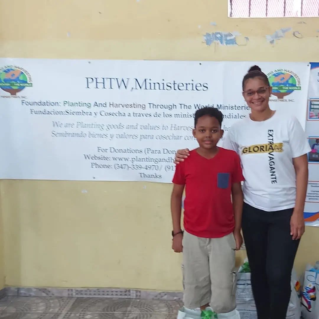 Food Donation in Partnership with the FUNLUZNA Foundation