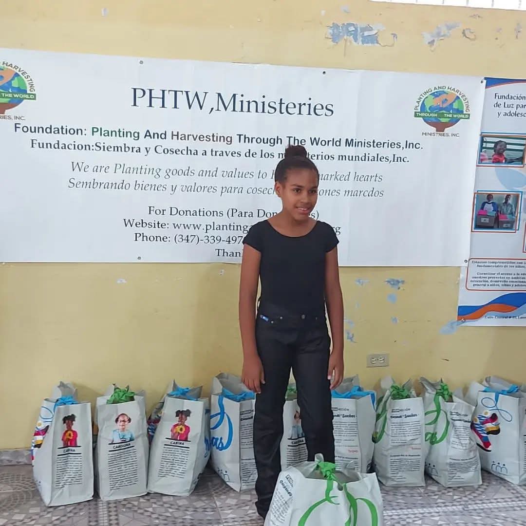 Food Donation in Partnership with the FUNLUZNA Foundation